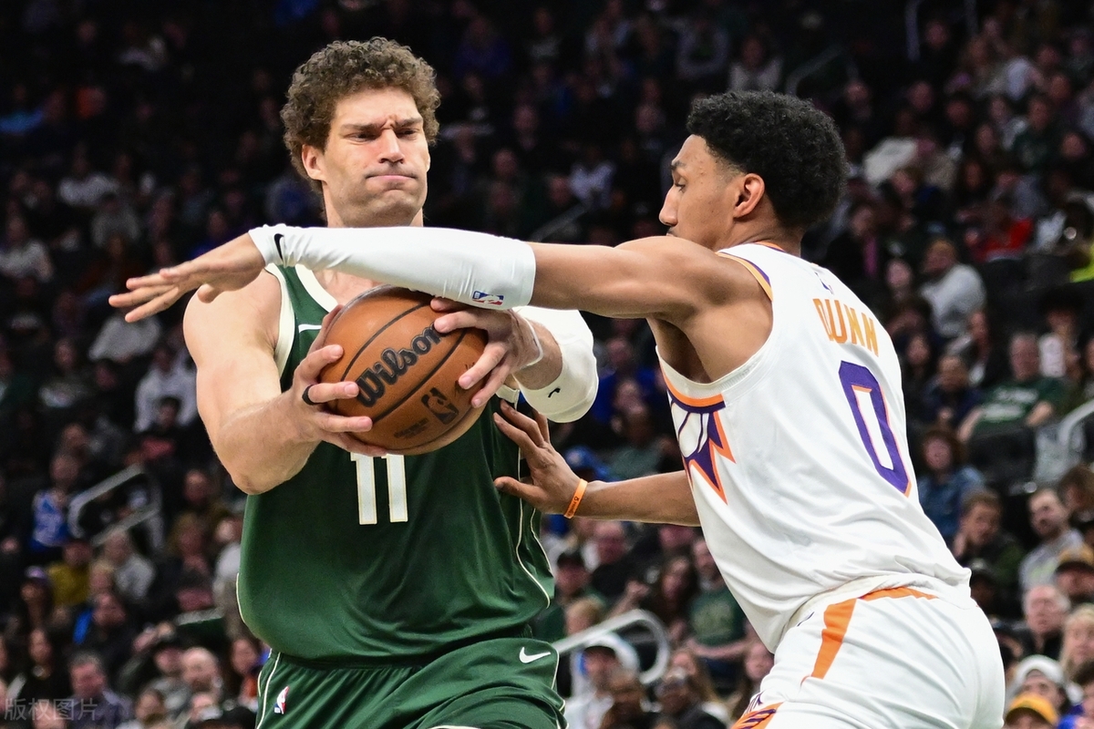 雄鹿B队险胜波兰男篮,福克斯送出助攻 雄鹿B队险胜波兰男篮,福克斯送出助攻