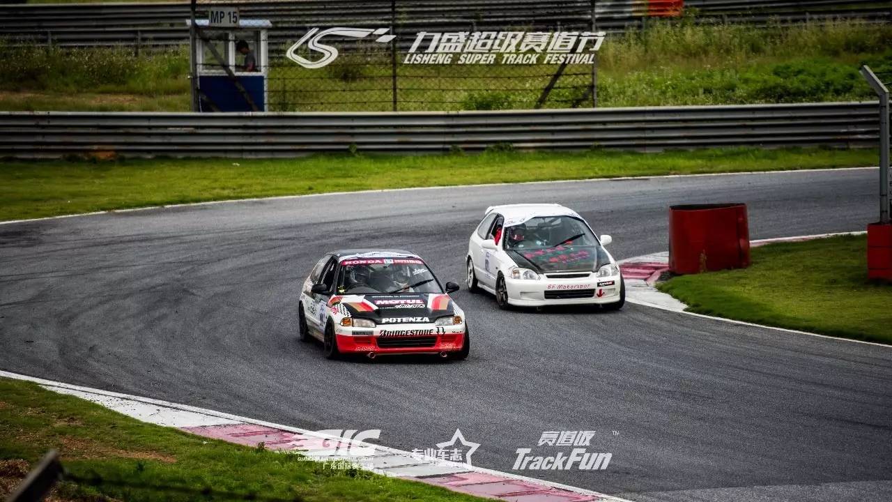 爱游戏tv-包含连胜势头难挡！赛车豪取十连胜的词条