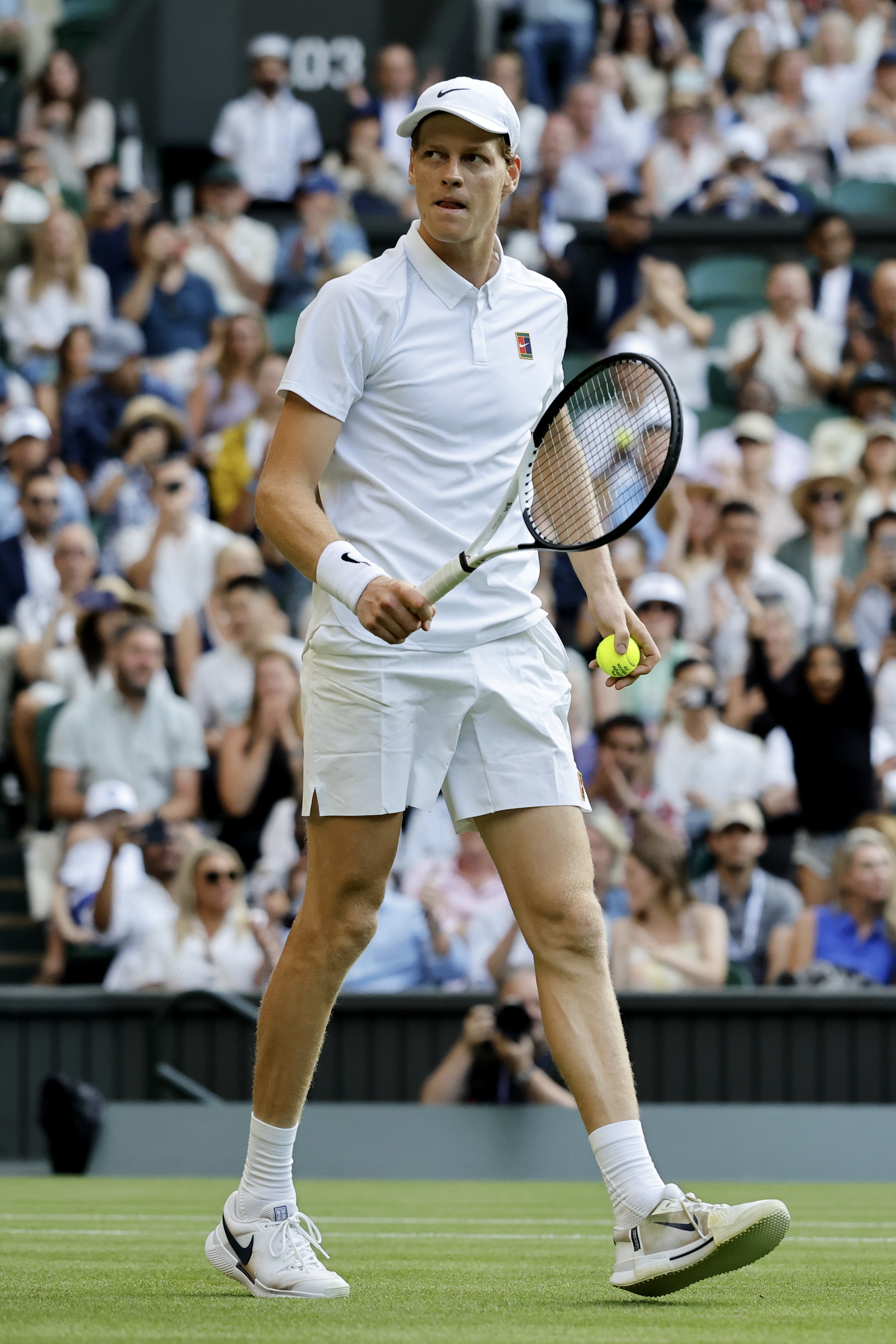 爱游戏APP-包含网球场外新闻不断，话题热度爆表的词条