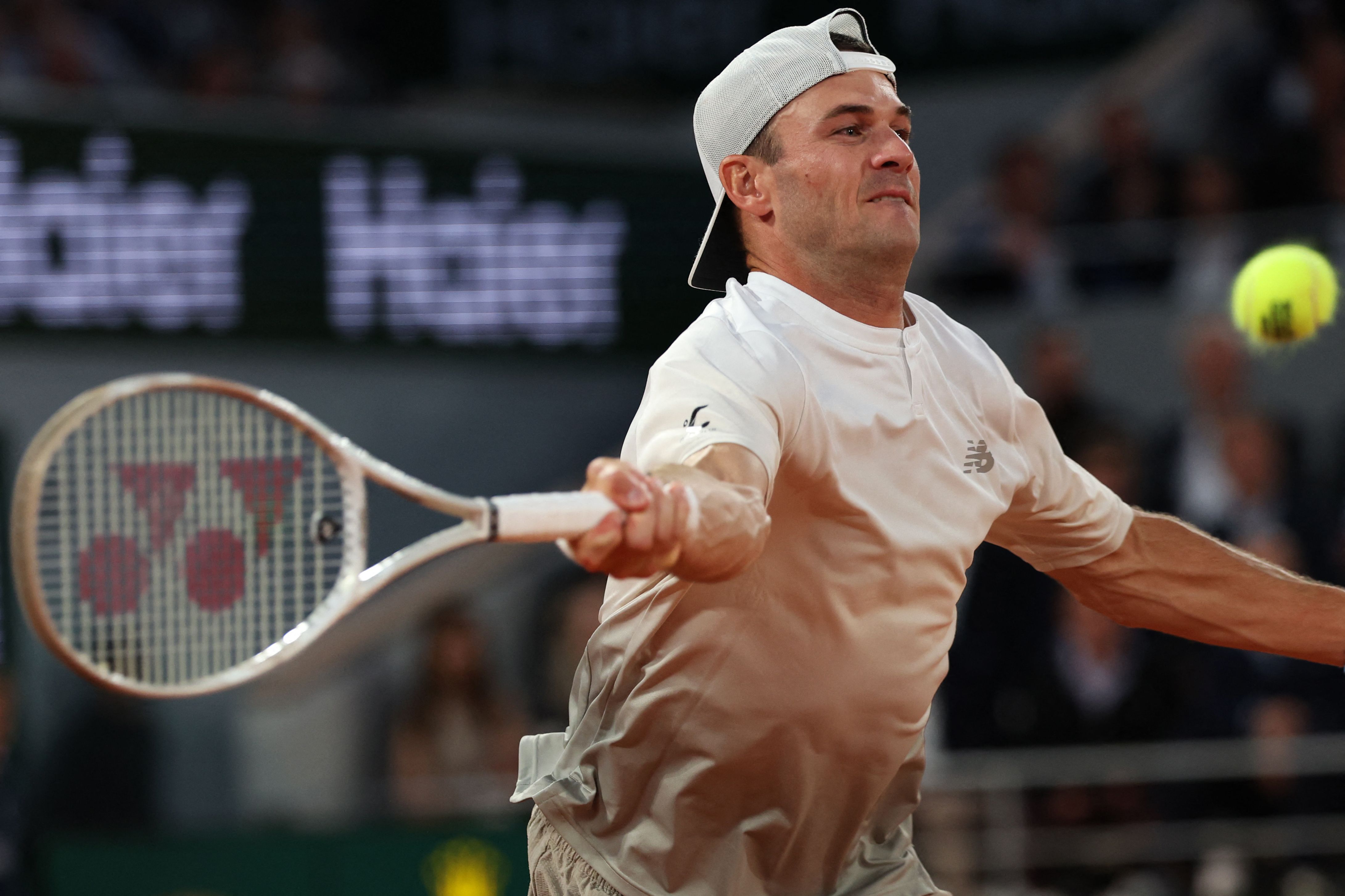 爱游戏体育-意大利网球队爆冷德国网球队，阿尔卡拉斯高光表现