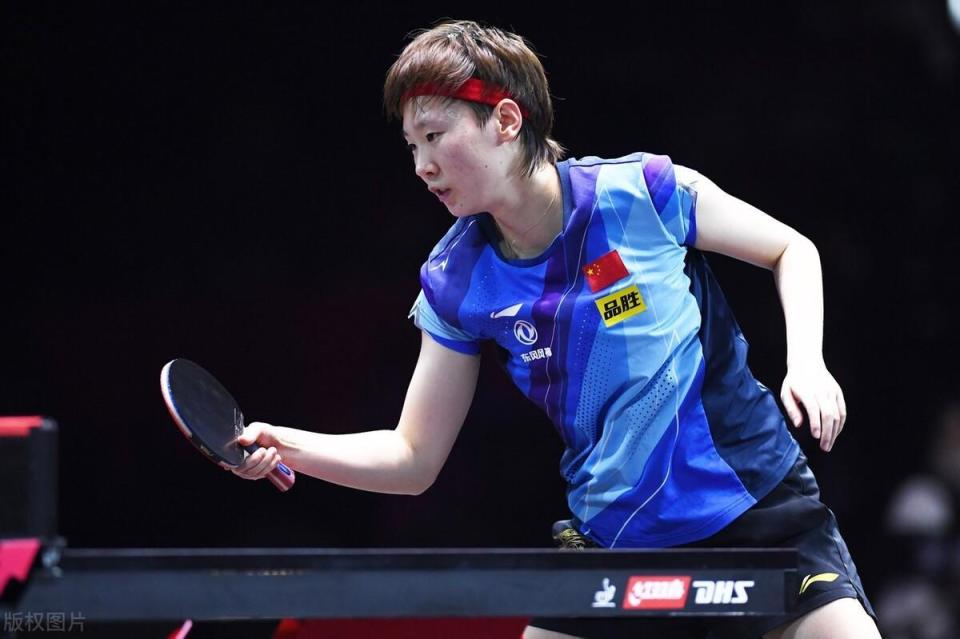 爱游戏APP-马来西亚队鏖战韩国队,马琳扛起全队