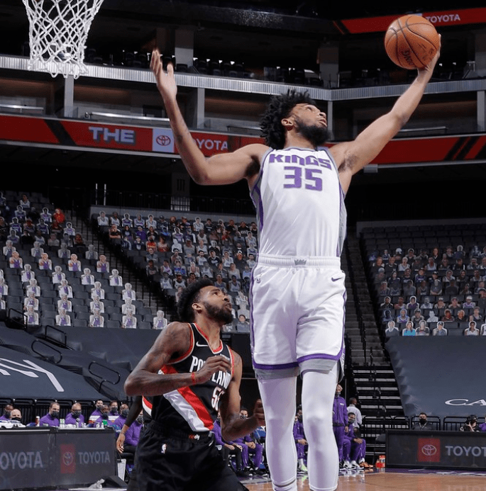 江苏队逆转新疆队,麦科勒姆高光表现 江苏队逆转新疆队,麦科勒姆高光表现