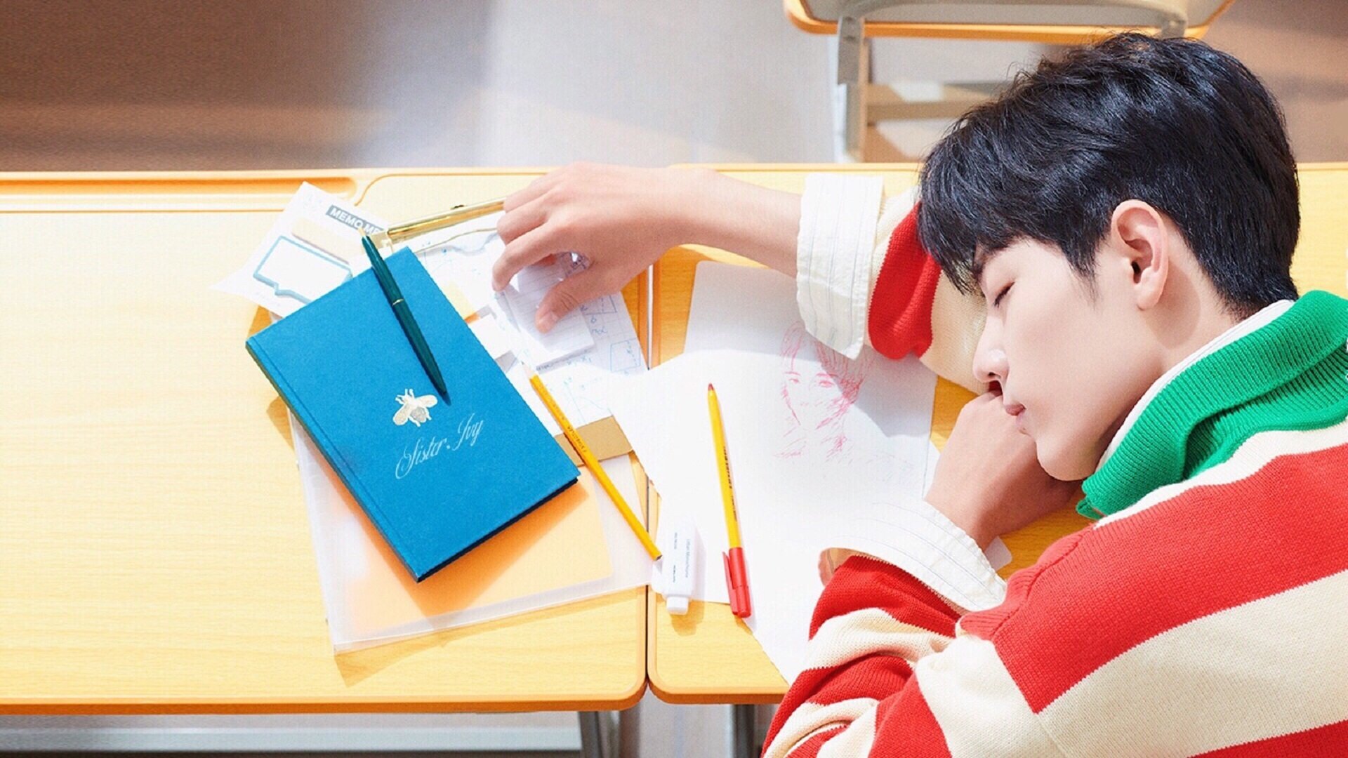 爱游戏在线-亚洲风暴与北非雄狮，富安健洋爆发引领，阿尔及利亚全面压制牙买加展现现代足球战术博弈