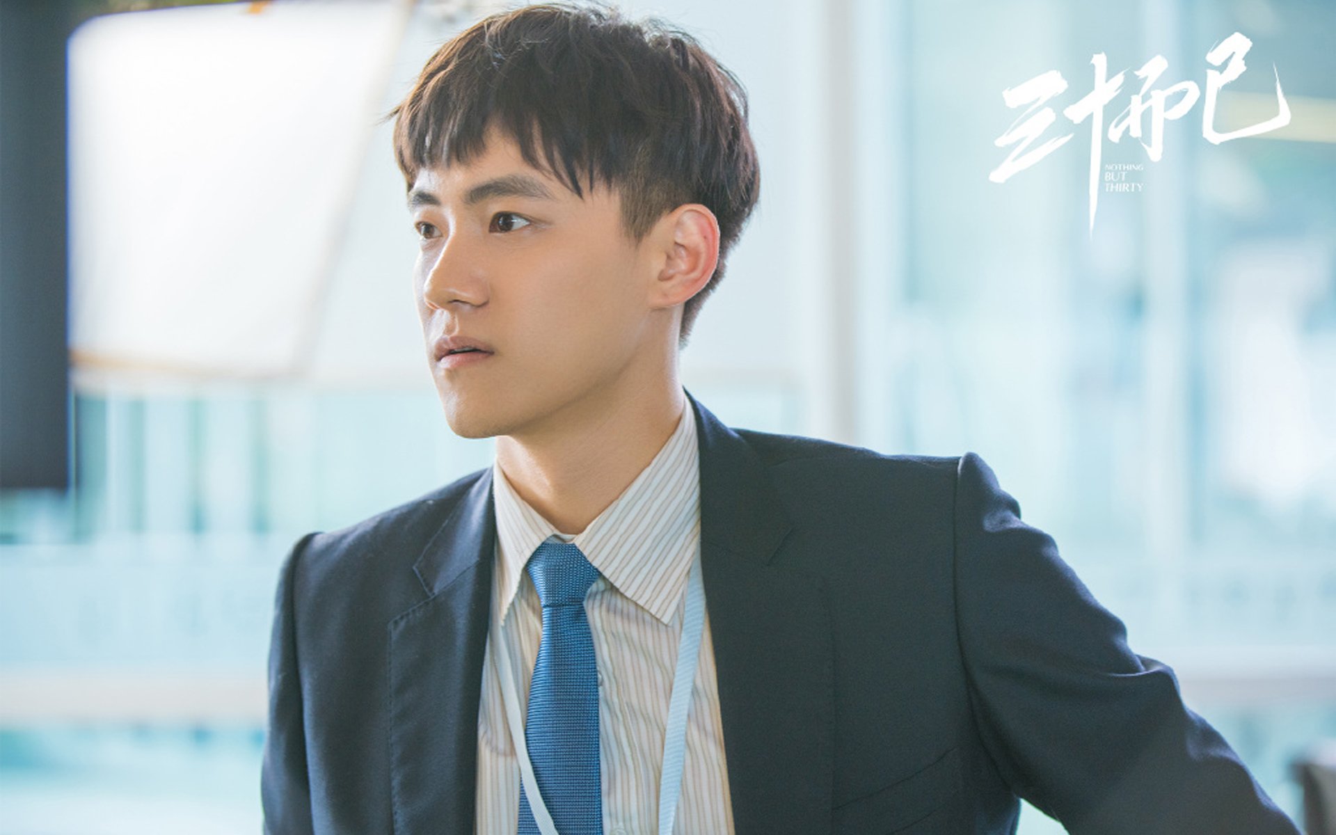 爱游戏在线-塞维利亚的粉碎与坎特的接管，足球世界中的统治力交响曲