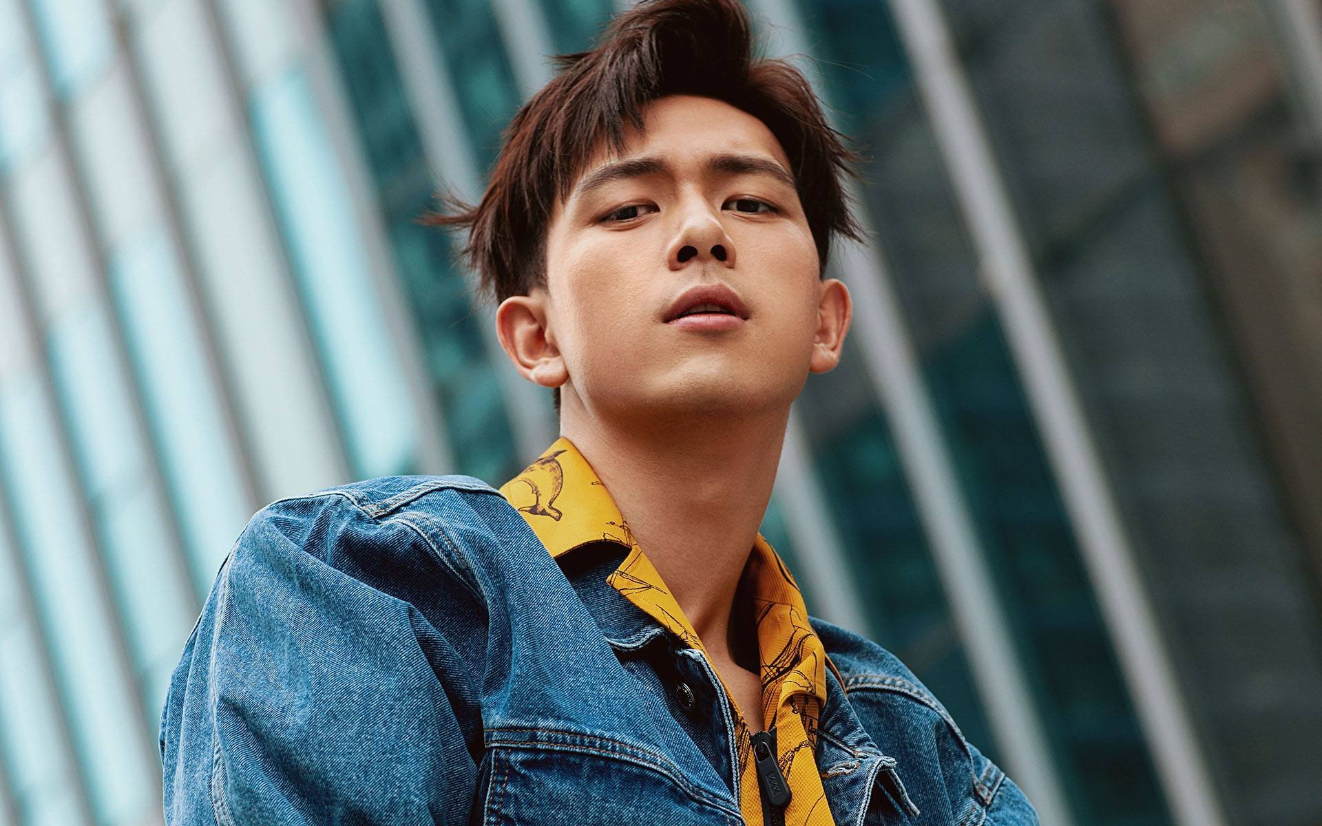 爱游戏在线-雷霆万钧！爱德华兹利刃出鞘，黄蜂团队火力碾碎绿军防线